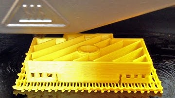 Cubify 3D printing multi-feature part