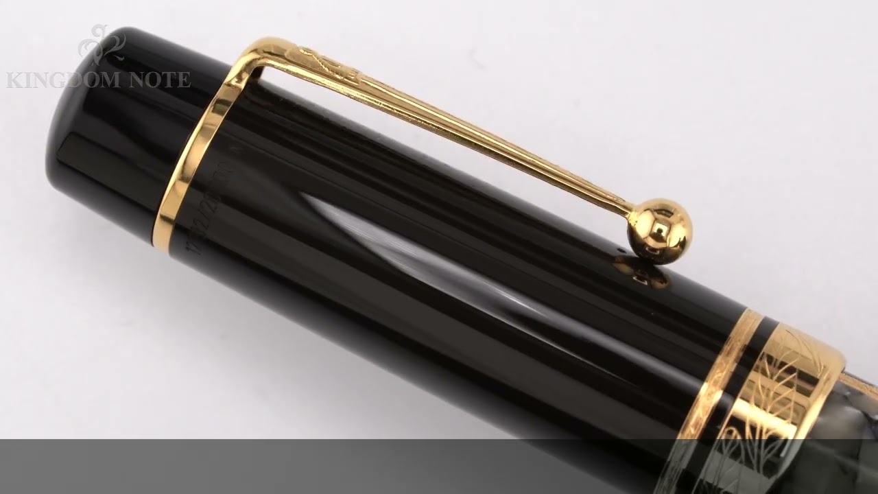 MONTBLANC 万年筆 作家シリーズ1996 アレキサンドル・デュマ M - YouTube