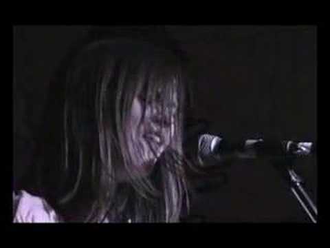 Juliana Hatfield (solo) Live "running out" 11/23/99
