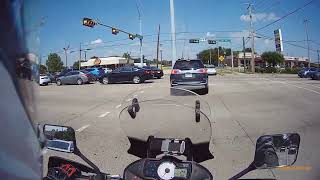 Clueless drivers blocking an intersection.