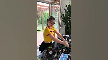 AFRO HOUSE Is Also Slowly Stealing My Heart Like Melodic Techno Dj Djmix Afrobeats 