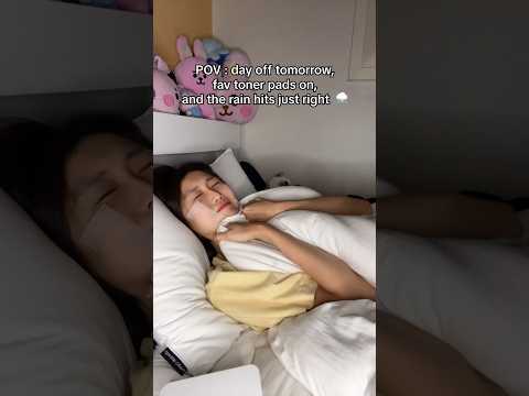 <strong>day</strong> off + bed + skincare + <strong>rain</strong> = real happiness 💯