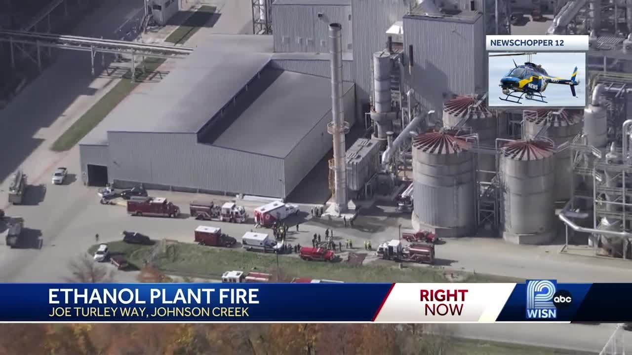 Fire erupts at Aztalan Bio ethanol plant in Jefferson County - YouTube