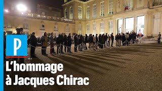 À l’Elysée, les Français rendent hommage à Jacques Chirac