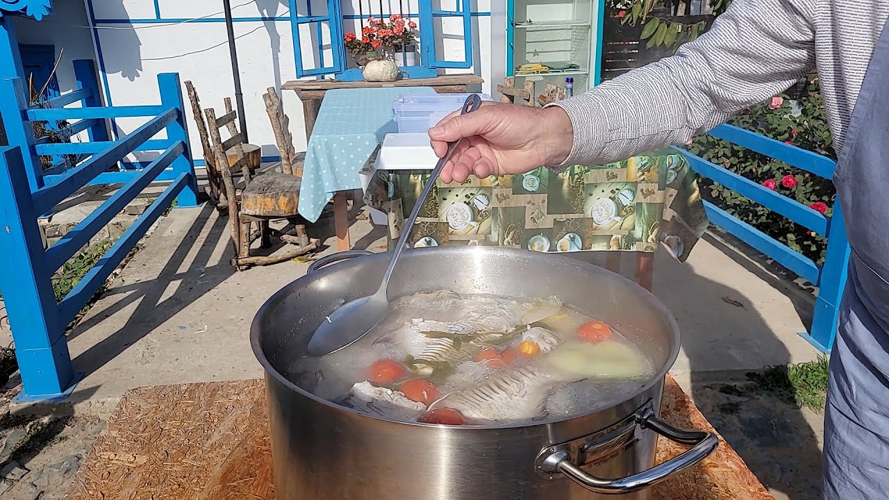 Secretele CIORBEI de PEȘTE LIPOVENEȘTI, dezvăluite de Grisha