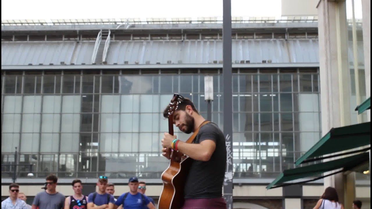 Германия. Уличный музыкант / Germany. Street musician