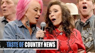 Loretta Lynn Sings 'Coal Miner's Daughter' And We're Stunned!