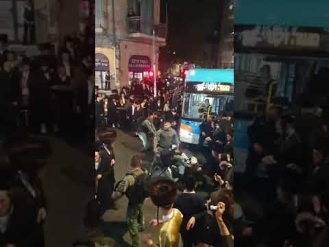 Meah Shearim Clashes Chol Hamoed Pesach 