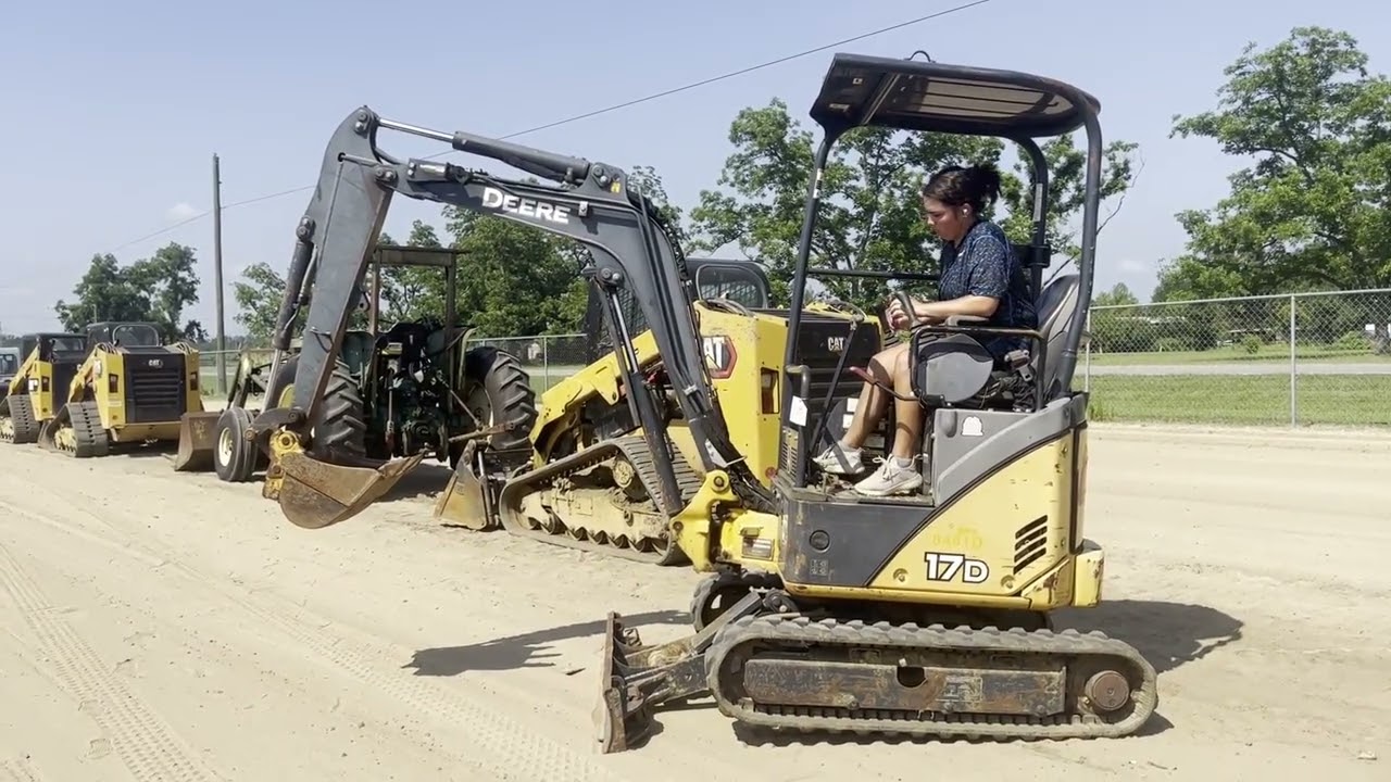 2014 DEERE 17D For Sale