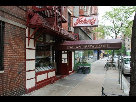 John's of 12th Street - The True Story of the Italian Mafia in New York