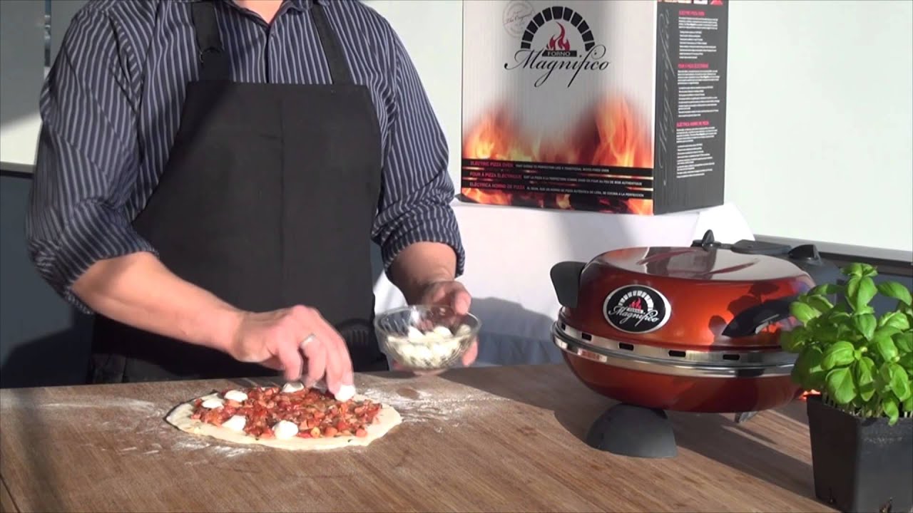 Forno Magnifico Pizza Crusts ENG - YouTube