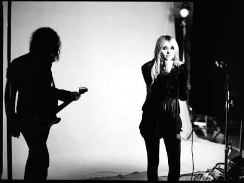 The Pretty Reckless - He Loves You (Studio Version)