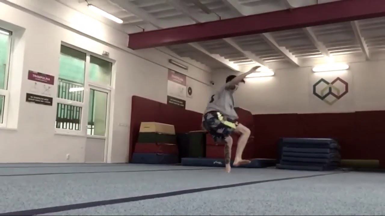 SLOVAK TRICKING  Eguard Mochnáč