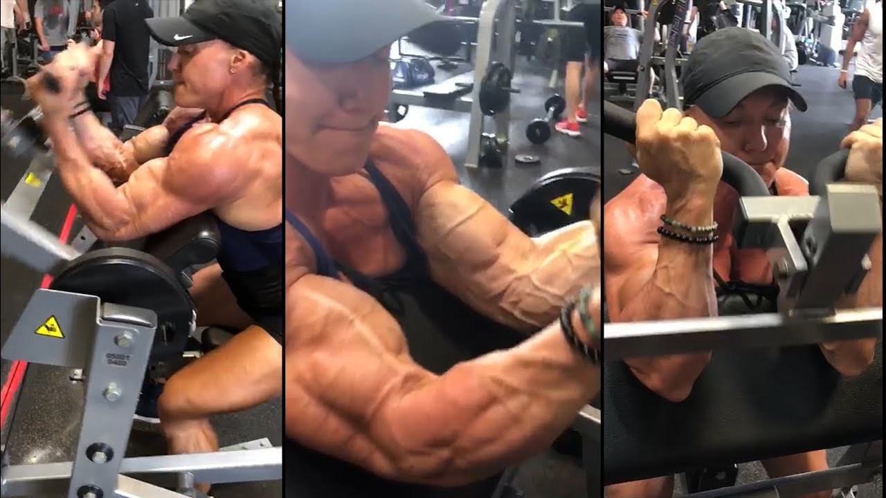 Big Bicep Curls - IFBB Pro FBB Helle Trevino