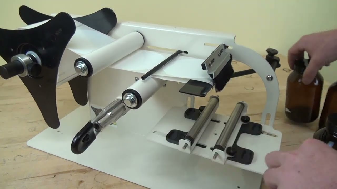 TAL-1100MR Manual Round Product Label Applicator