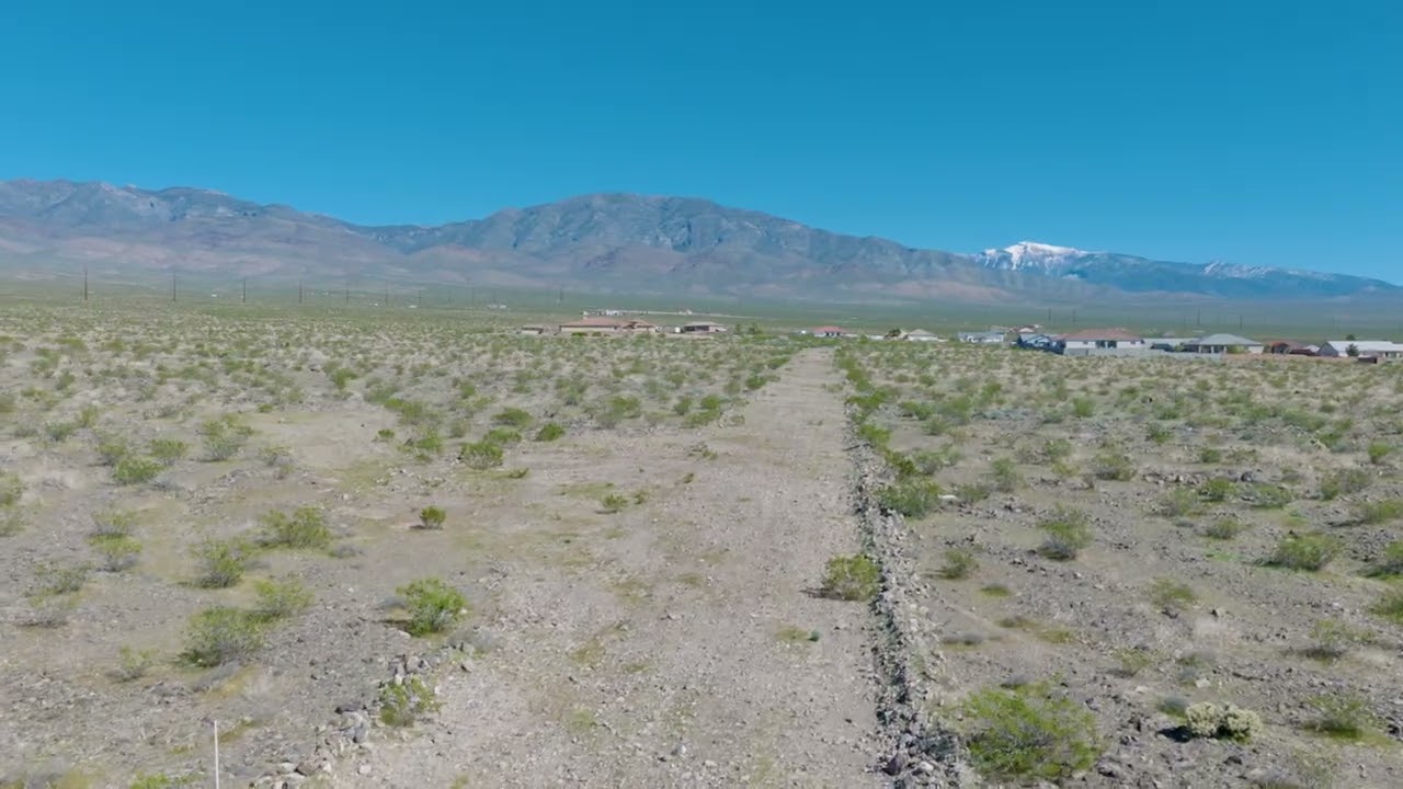 2.5 Acres – With Power & Beautiful Mountain Views! In Pahrump, Nye County NV