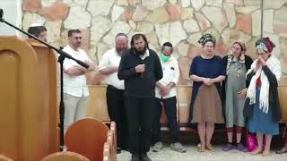 האח פתחיה פוגל סופד לידידיה אשר פוגל ז"ל שנהרג באסון במירון