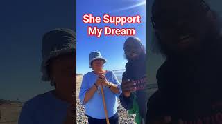 She Supports My Dream