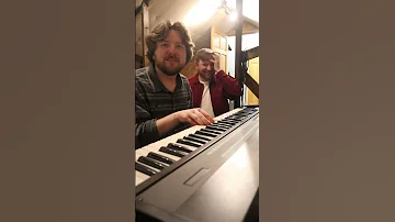 How The F Do We Use The Yamaha DX7 