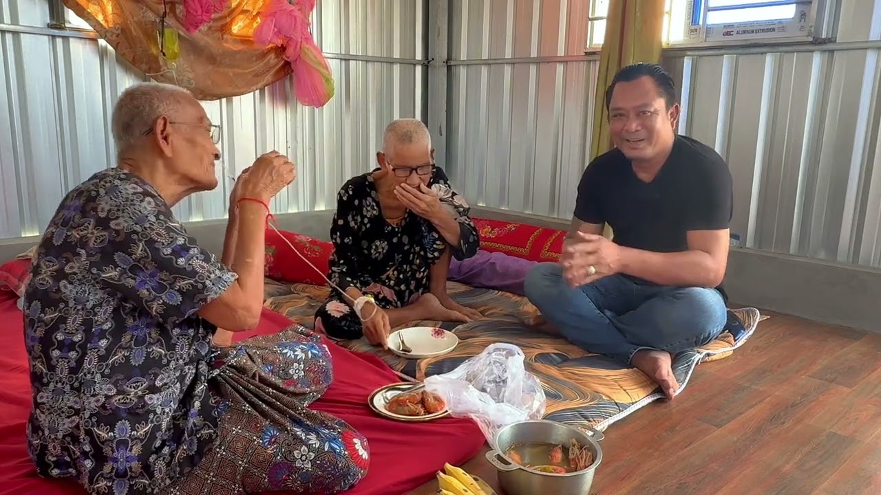 លោកយាយទាំងពីមានក្តីសុខហេីយ By Pou Vot 