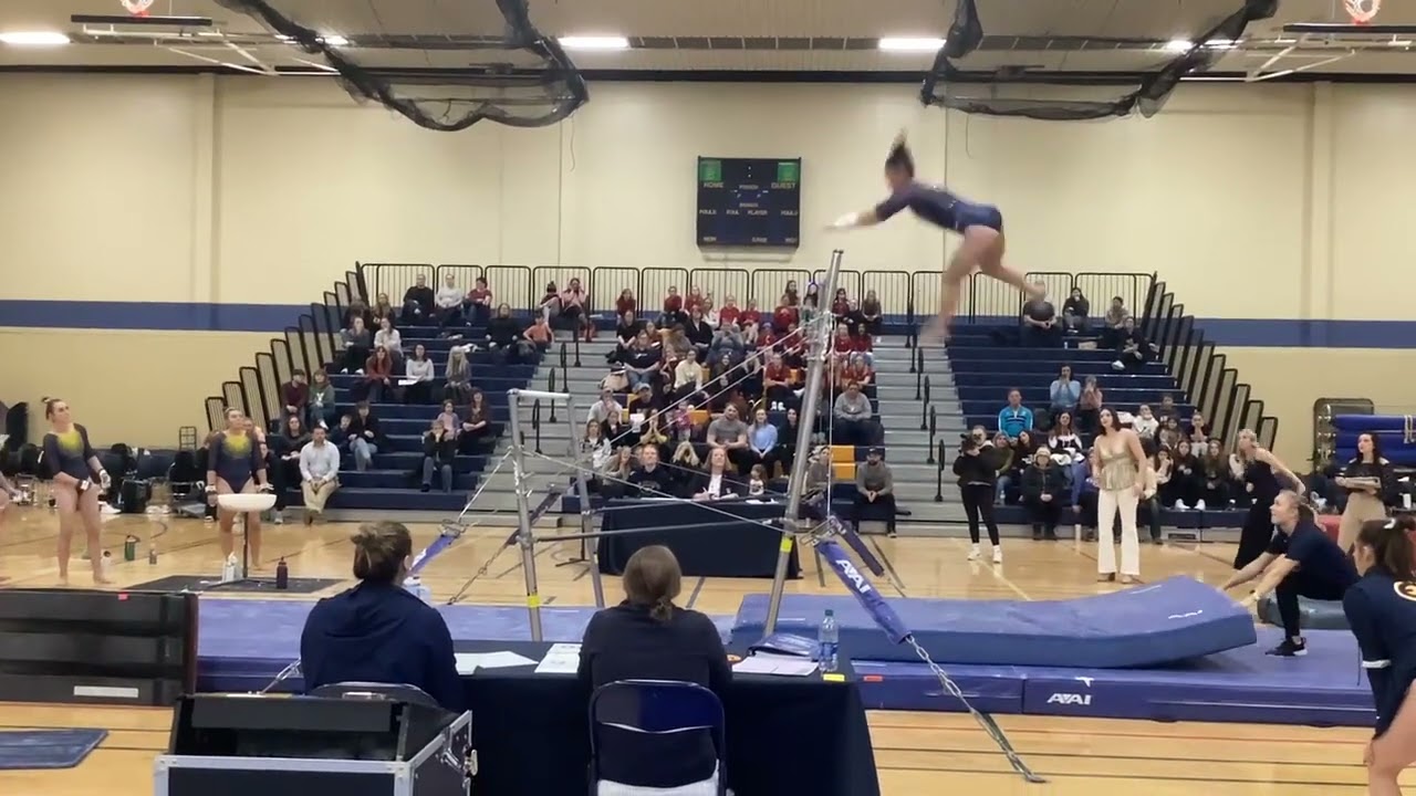 UWEC v. UW - Stout | Tia Ravara - Bars