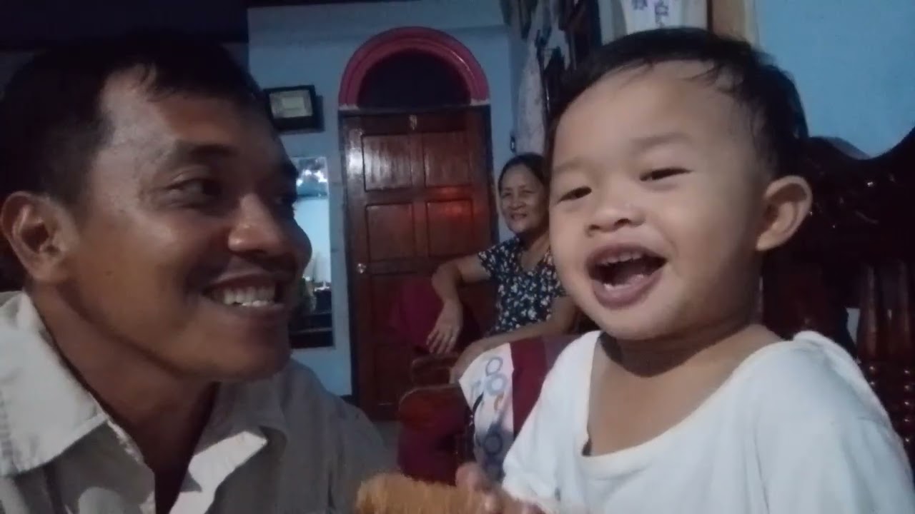 Baby Dodong Eating lumpia in the evening. June 15,2024