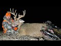 Bowhunting Late Season Whitetails in Illinois! (Didn&#39;t Make It Out of the Field)