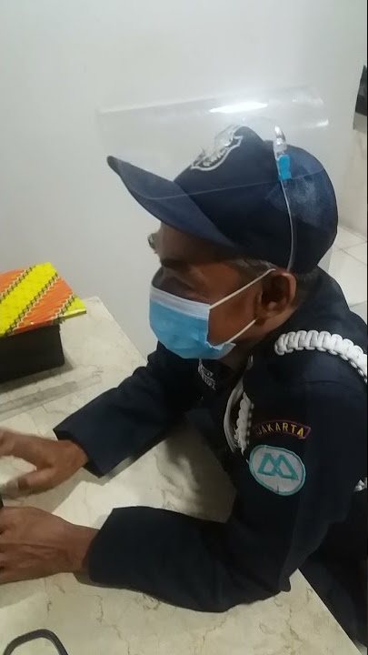 kelakuan satpam kalo tanggal tua belum gajian