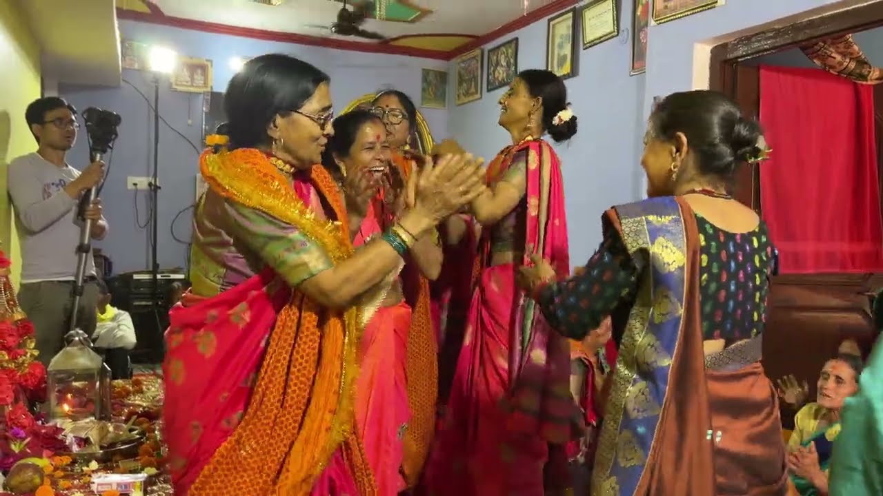 सुन गोरा मां पार्वती तेरा दूल्हा कैसे आया है अच्छा लगे लाइक सब्सक्राइबकरें