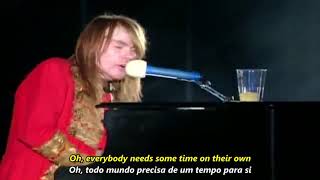 Video voorbeeld van "November Rain - Guns R'Roses Tradução e Letra"