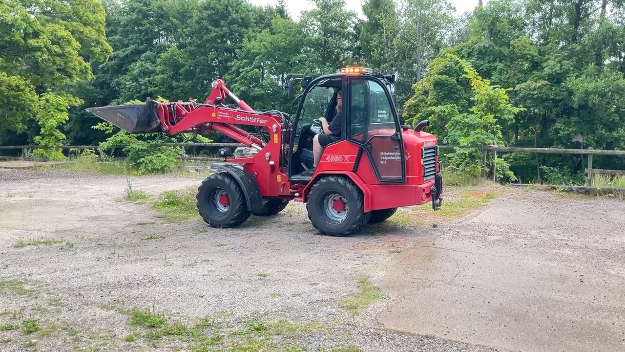 Kompaktlastare Schäffer 4360 Z