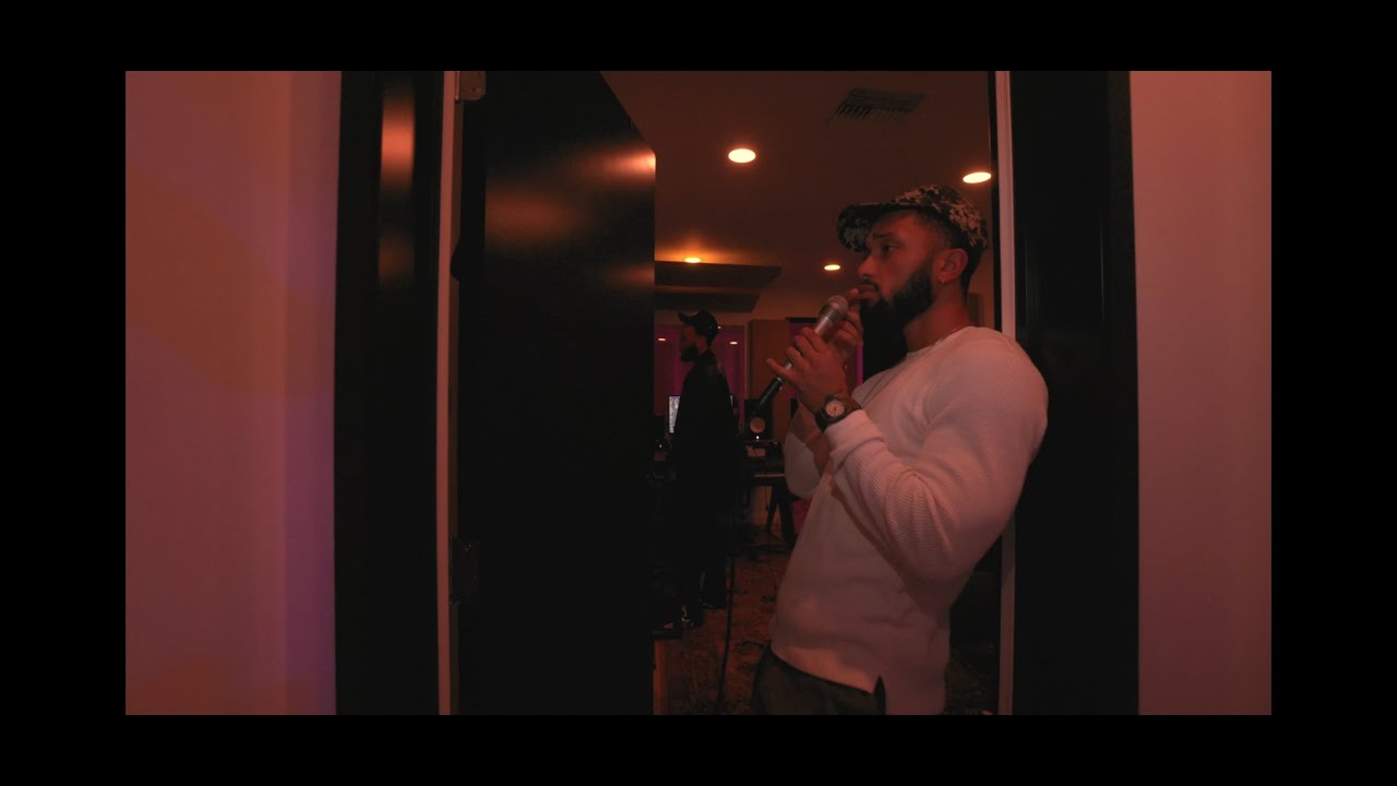 STR33T - STAY (LOS LEONES) LIVE w/ STR33T BAND