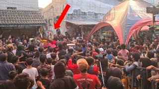 Barongan Kena PUKVL Penonton !!! Jaranan PUTRO SRIWIJOYO Live Jagalan Kediri