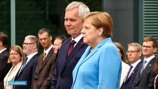 Angela Merkel Opnieuw Hevig Trillend Tijdens Ceremonie - Rtl Nieuws