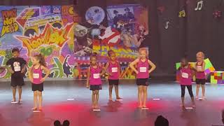 Dance mouse concert
