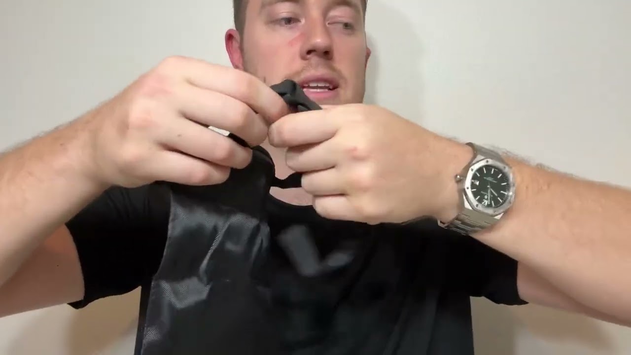 Car Trash Bags, Washable Car Garbage Bag Hanging, Detachable Trash Can with Top Elastic Vent & Stick