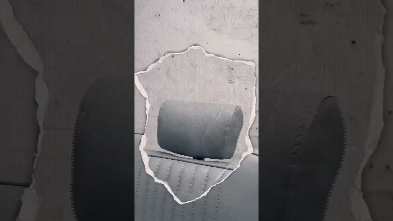 Premium Barber Chair – Elevate Your Barbershop’s Style & Comfort!