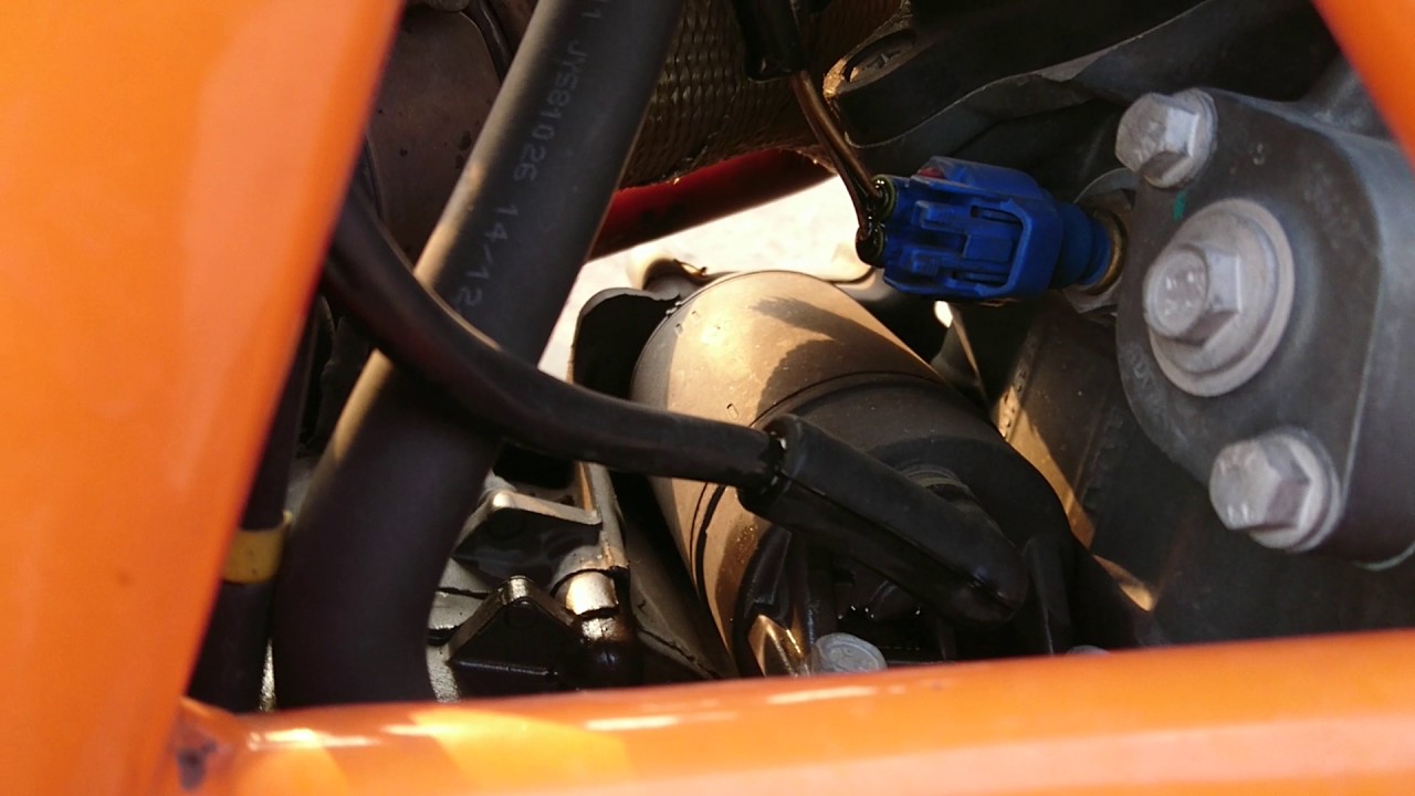 KTM engine OIL LEAK YouTube