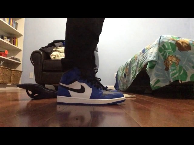 nike air jordan 1 retro high rare air soar blue