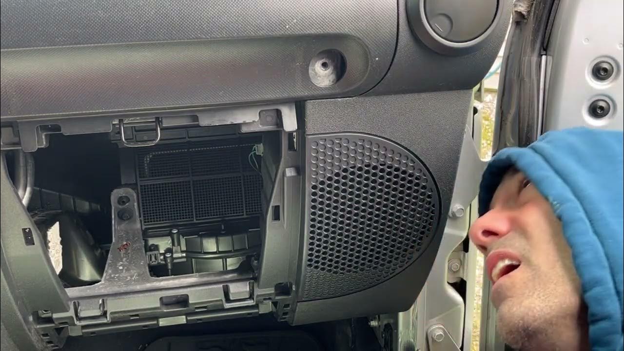 2010 Jeep Wrangler replacing a heater core - YouTube