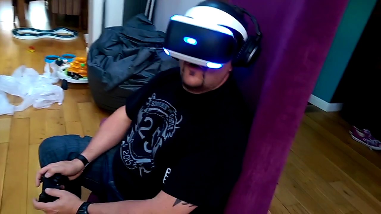 Virtually Reality on the Playstation 4 VR Headset YouTube