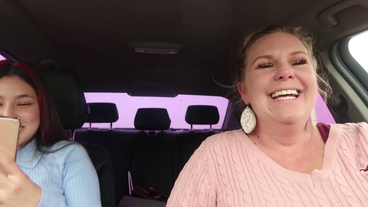 RATE MY PLAYLIST W/MOM & DEZ