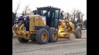 Cat Cab Options Bring Choice of Joystick or Traditional Motor Grader Controls