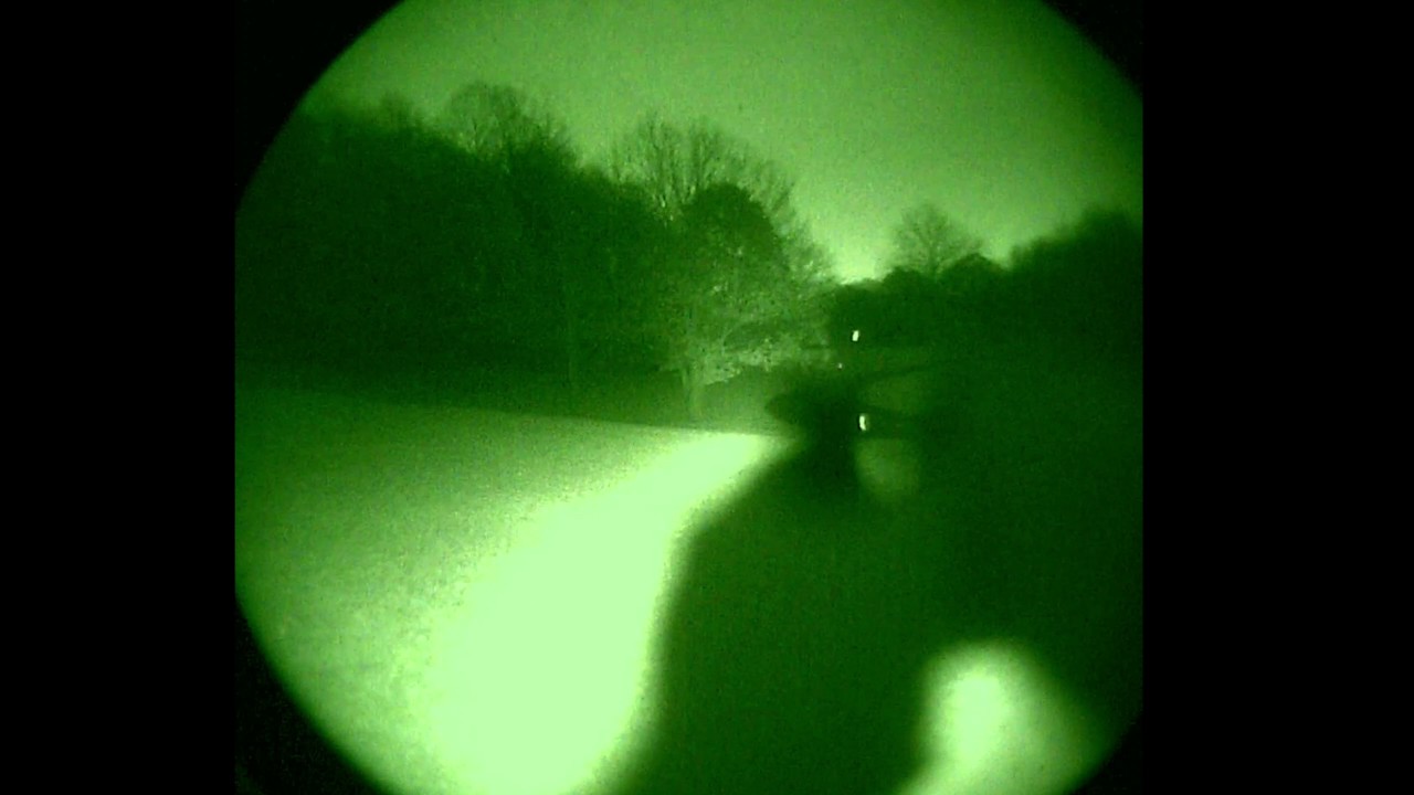 RMR through NVGs w/ + w/o Illumination - YouTube