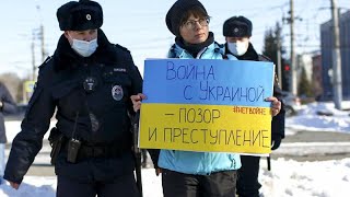 Plus de 200 opposants à la guerre arrêtés en Russie