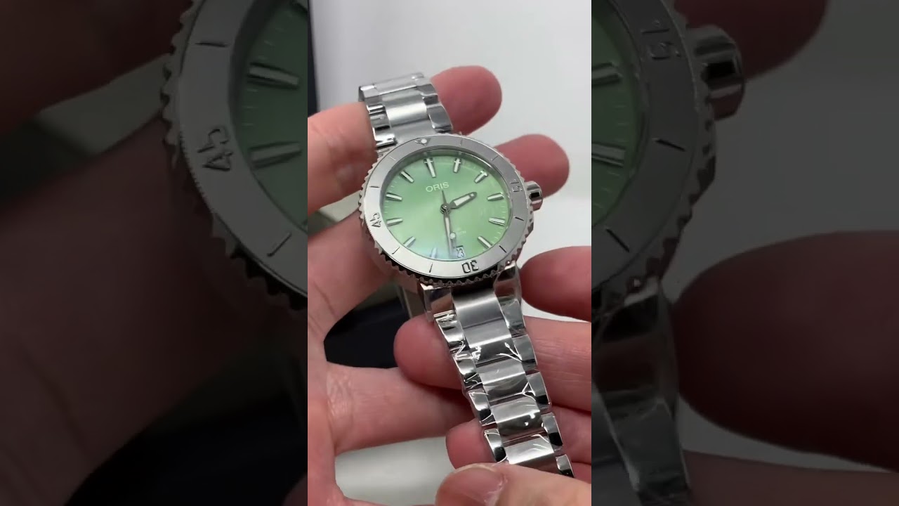 Oris Aquis Date Seafoam Mother Of Pearl Green 36.5MM 01 733 7770 4157-07 8 18 05P
