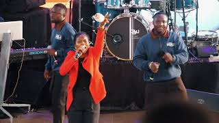 EBUNOLUWA SINGS MINISTRATION AT  IN HIS PRESENCE OAU || BIDEMI OLAOBA 