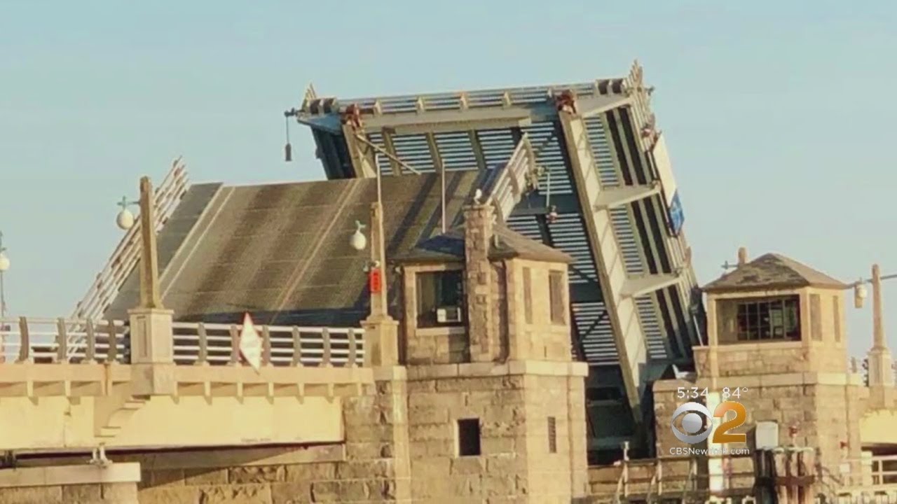 Long Island Drivers Stranded By Bridge Problems - YouTube