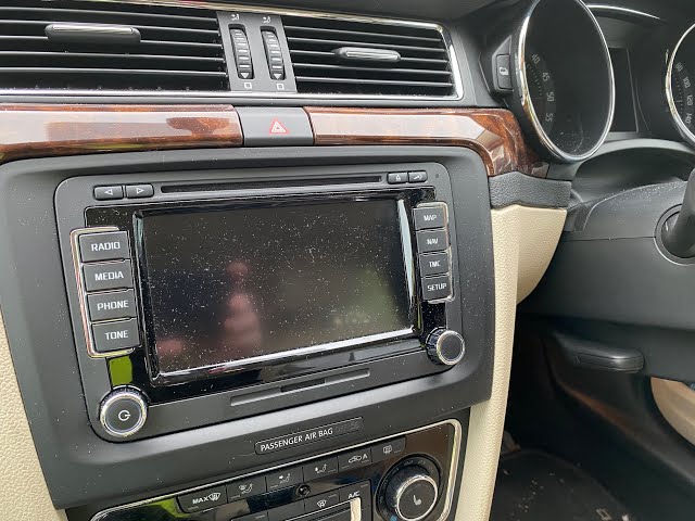 Skoda Superb 2008 -2015 how to install double din radio simple guide 