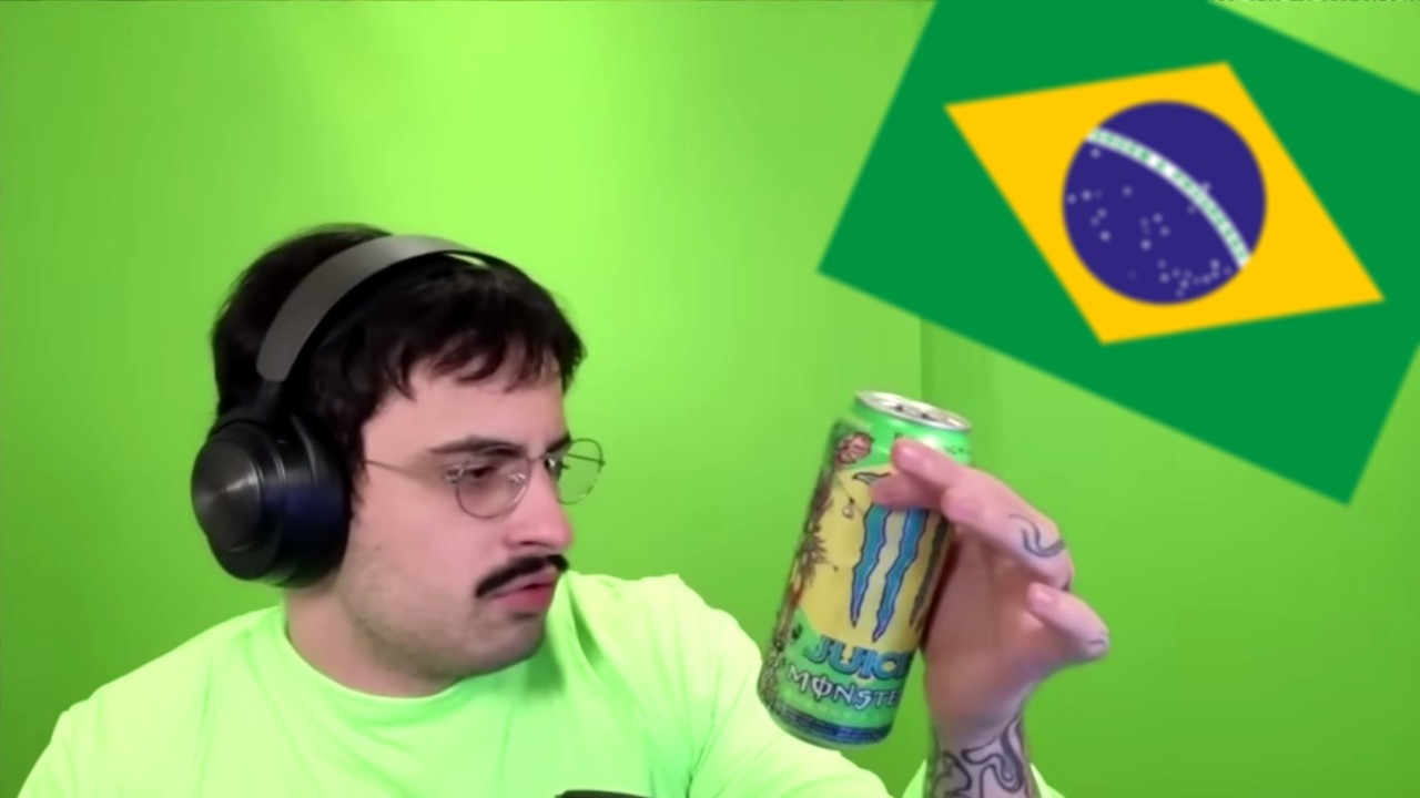 Orochi provando o PIOR sabor de monster (muito ruim kkjkj)